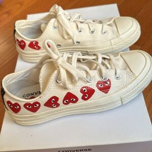 CdG PLAY x Converse unisex Chuck Taylor All Star Multi Heart Low-Top Sneakers